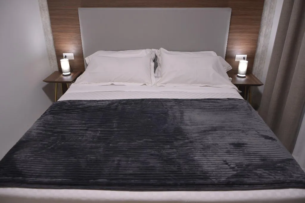 JUNIOR SUITE STANDARD Room, 8 Room Hotel, Catania
