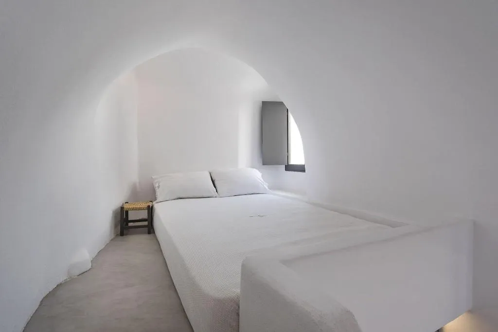 Room, Theodora Suites - Adults Only, Santorini