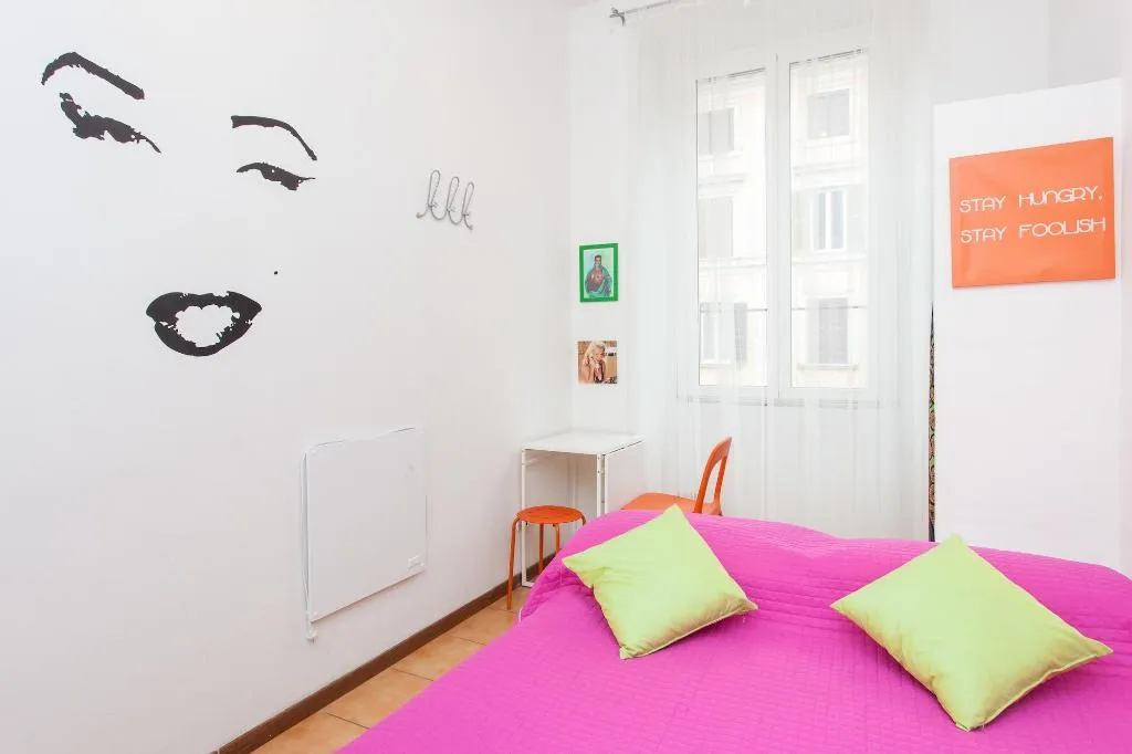 Room, Meltin Rome Guesthouse, Naples