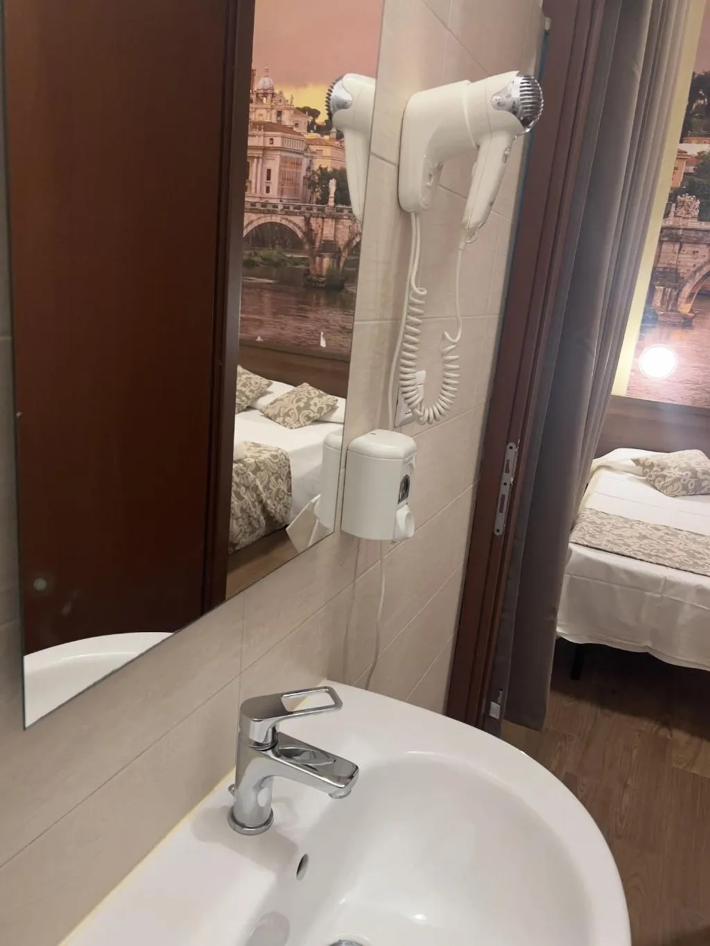 TRIPLE STANDARD Room, Hotel Corvetto, Milan