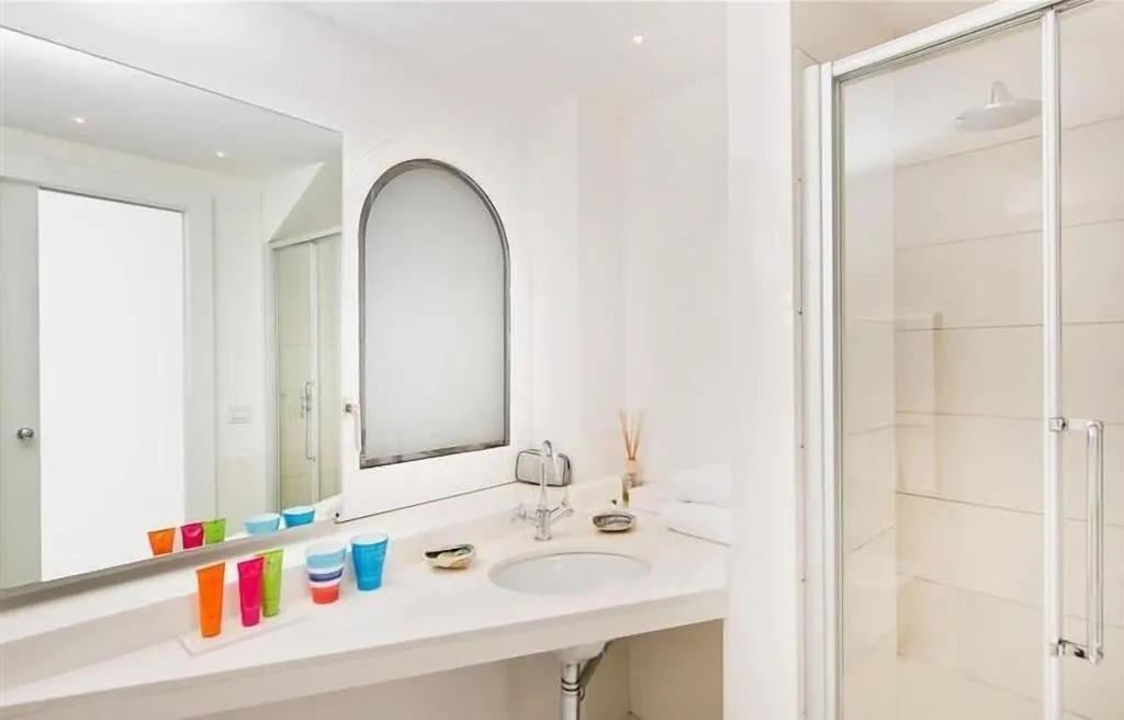 Room, Capo La Gala Hotel & Wellness, Naples