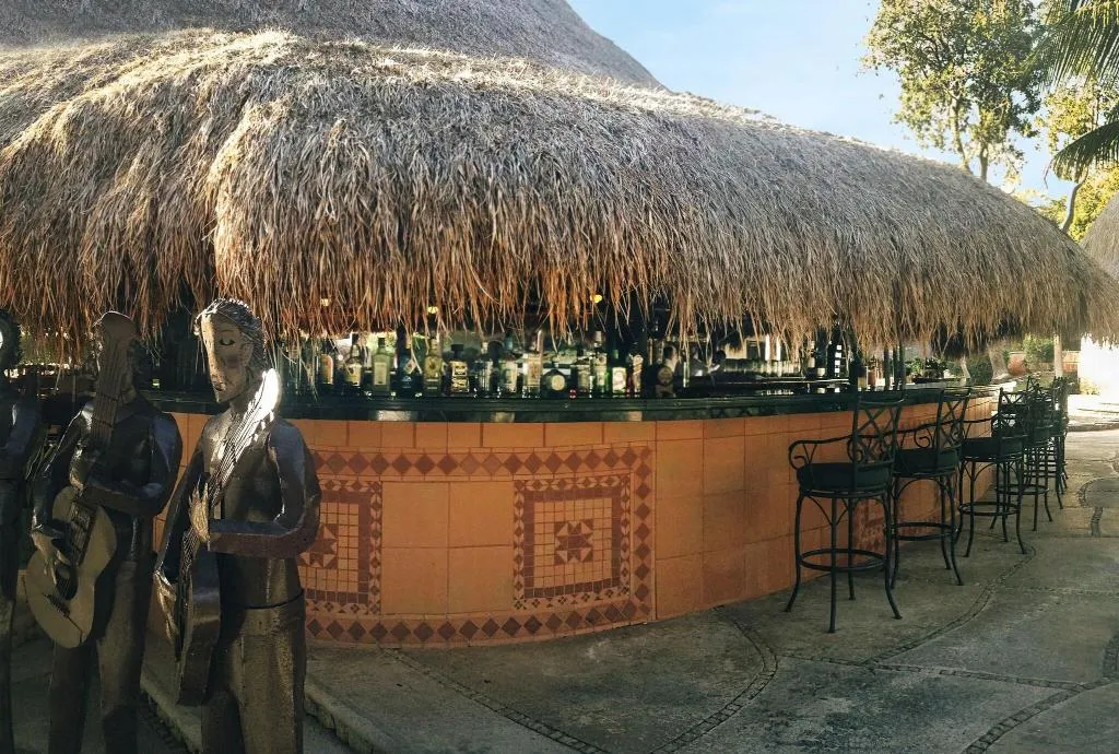Bar, The Lodge at Uxmal, Cancun Area