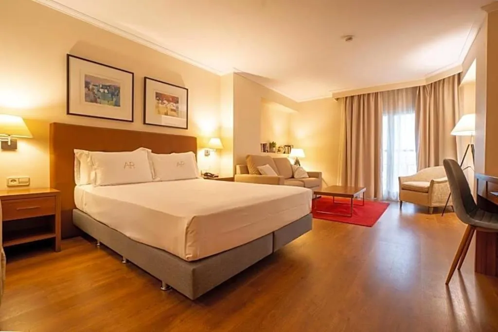 General view, Aparto-Hotel Rosales, Madrid