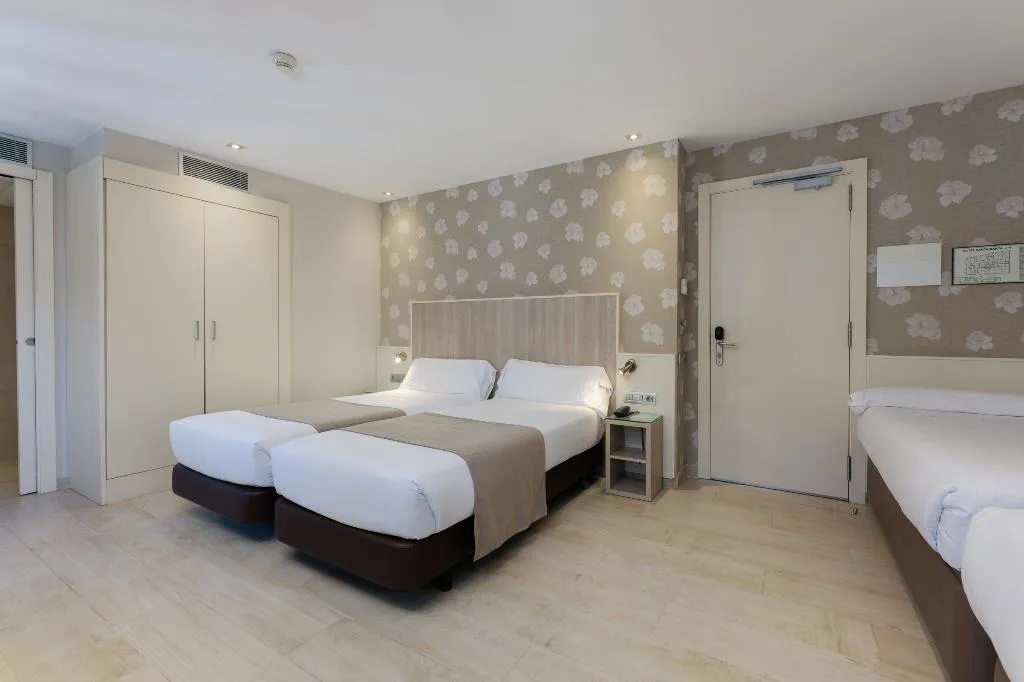DOUBLE STANDARD Room, Santa Marta, Barcelona