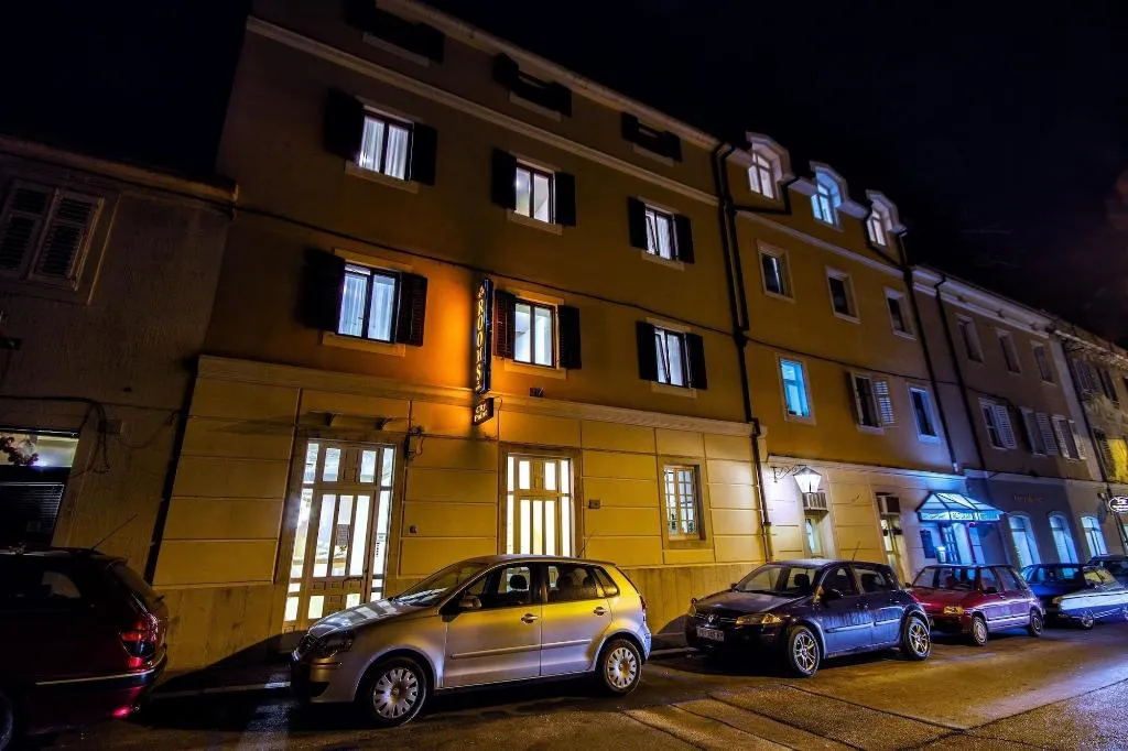 General view, City point rooms & more, Istria