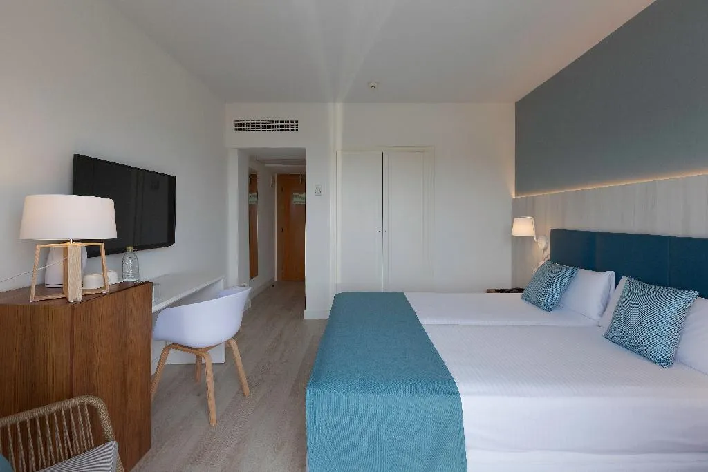 Double or Twin SEA VIEW Room, Alua Illa de Menorca, Menorca