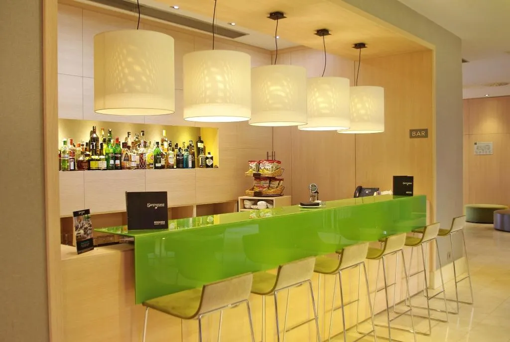 Bar, Double Tree by Hilton Girona, Costa Brava