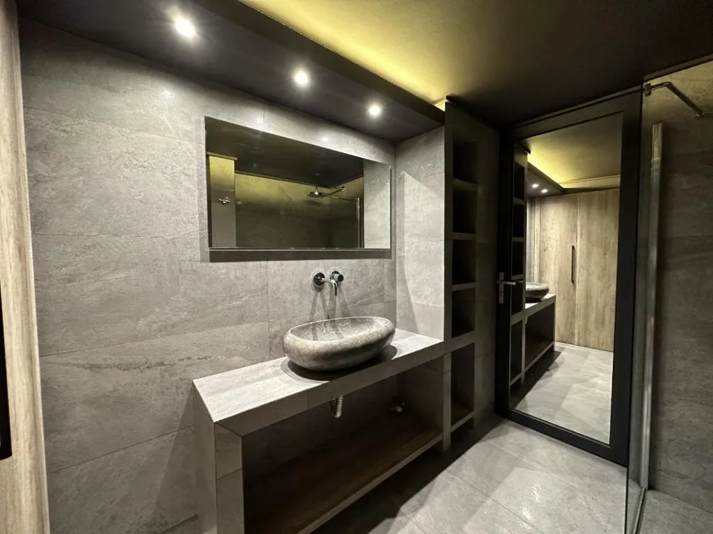 APARTMENT DELUXE TWO BEDROOM Room, Be My Guest Athens, Athens