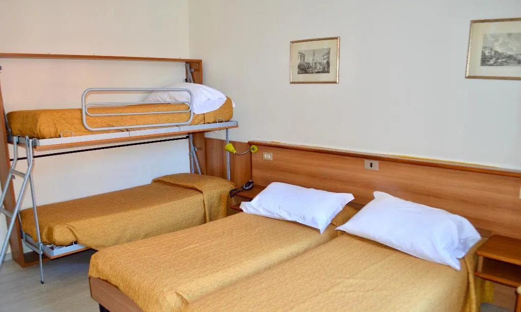 QUADRUPLE STANDARD Room, Locanda Silva, Venice