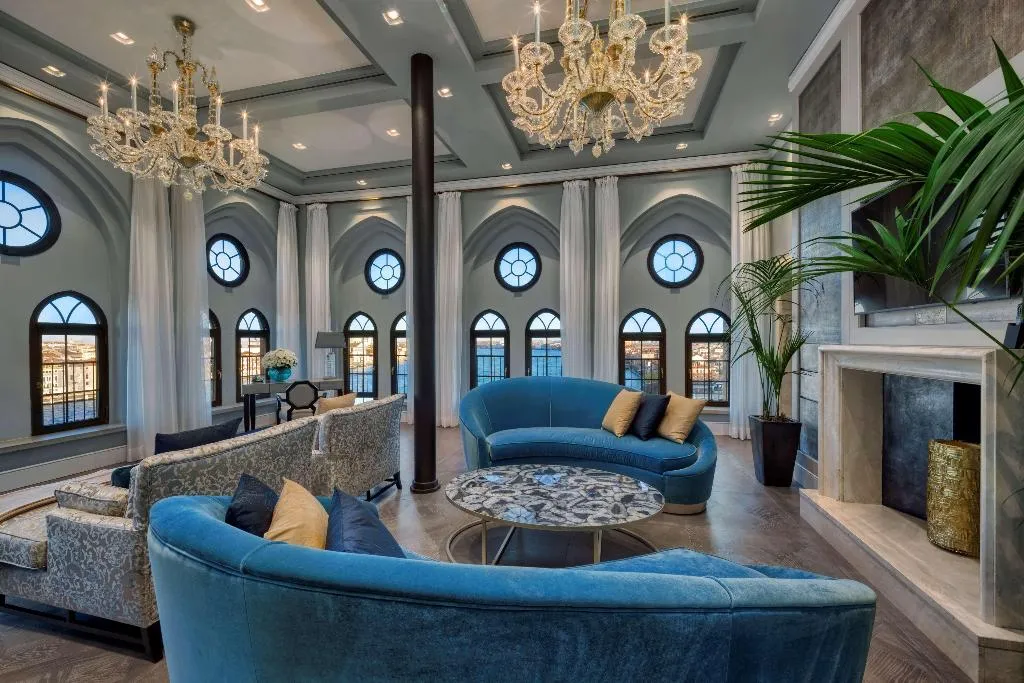 SUITE Presidential Room, Hilton Molino Stucky Venice, Venice