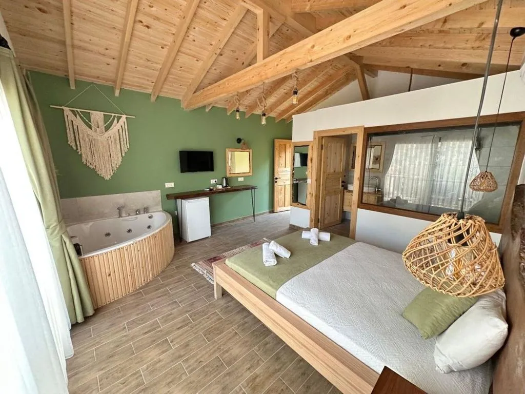 Room TWO QUEEN BEDS Room, Faralya Misafir Evi, Dalaman