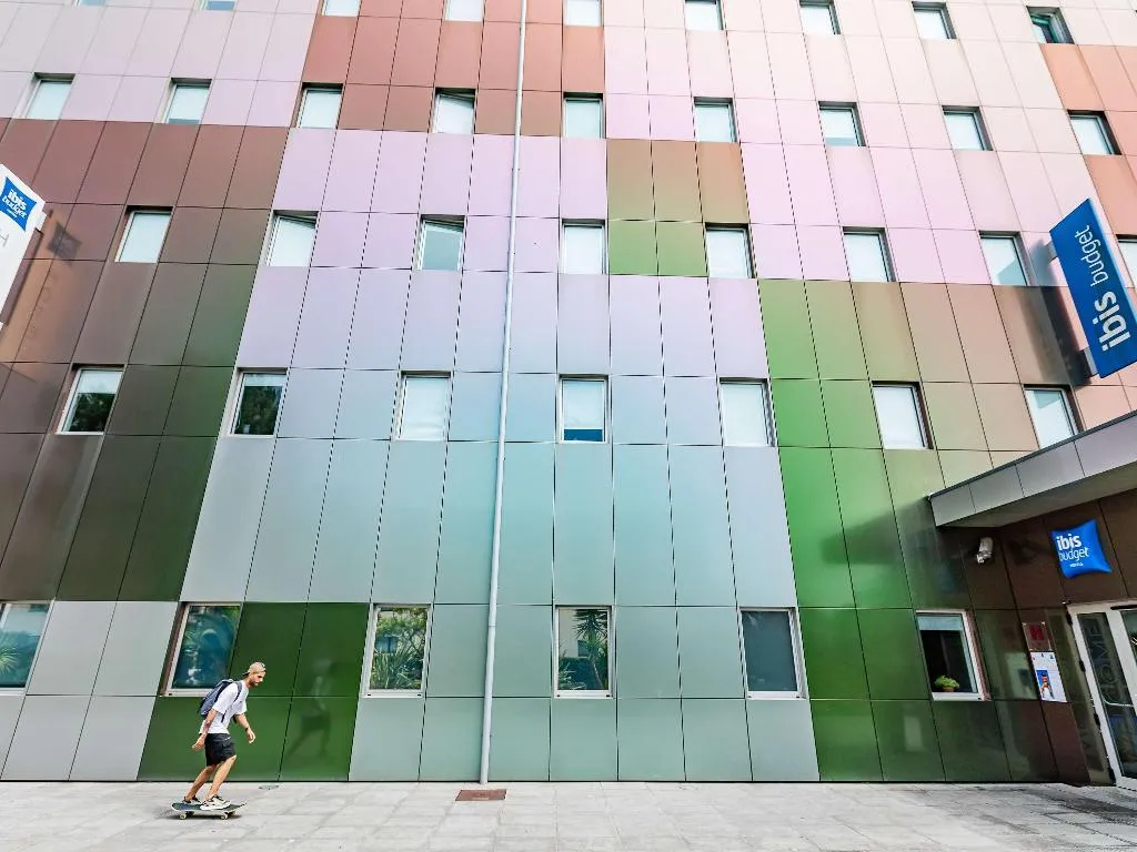 Sports and Entertainment, ibis budget Porto Gaia, Porto