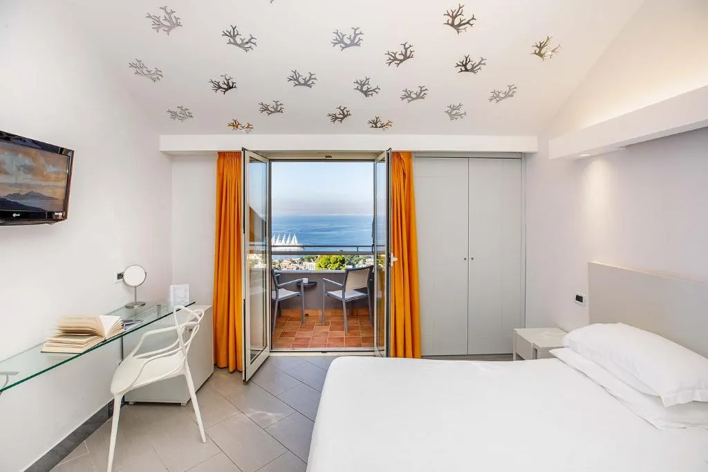 Double or Twin PREMIUM Room, Art Hotel Gran Paradiso, Naples