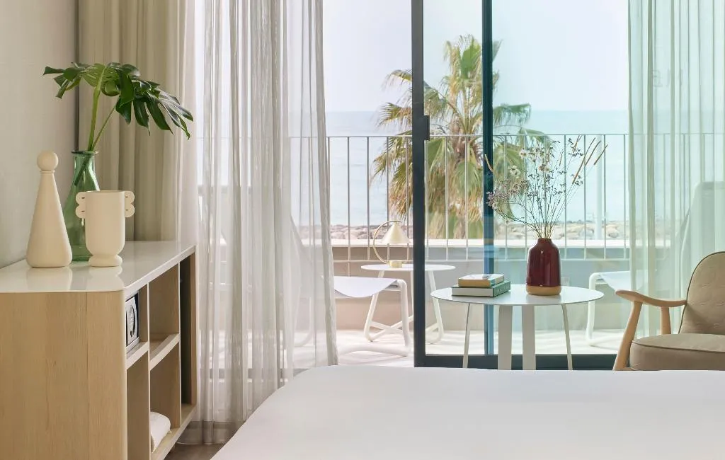 JUNIOR SUITE SEA VIEW Room, ME Sitges Terramar, Costa Brava