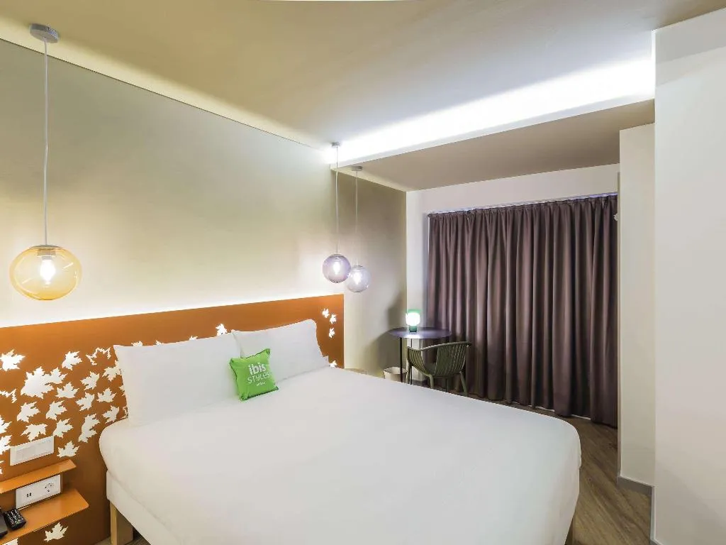 DOUBLE SUPERIOR QUEEN BED Room, ibis Styles Lisboa Centro Marquês de Pombal, Lisbon