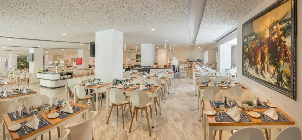 Restaurant, Villa Luz Family Gourmet and All Exclusive Hotel, Valencia