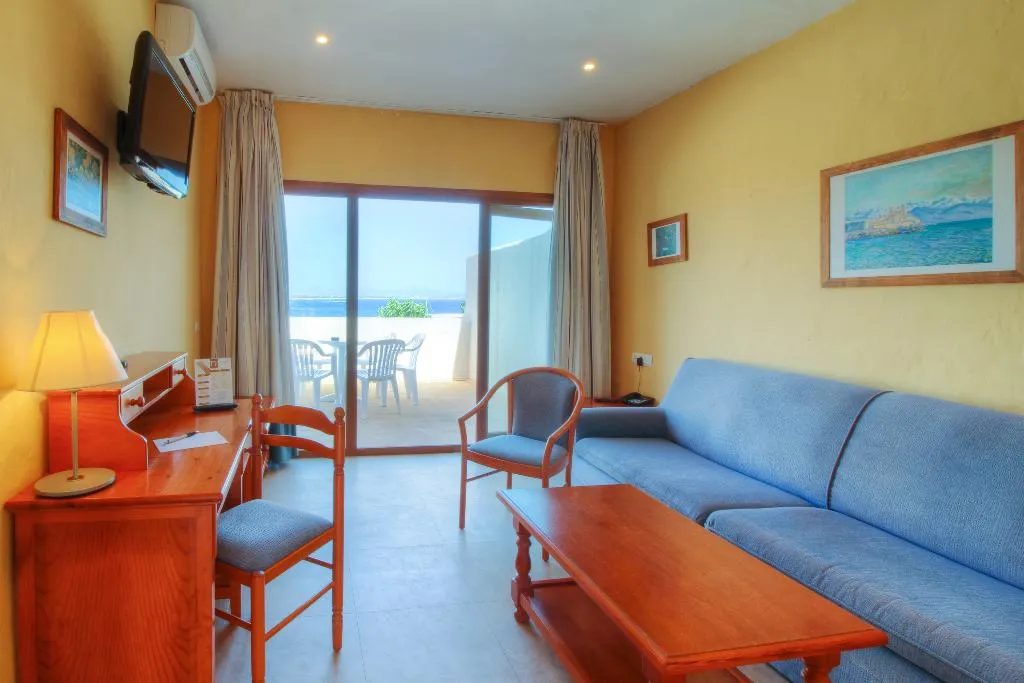 APARTMENT CAPACITY 4 ONE BEDROOM Room, Club Sunway Punta Prima, Ibiza