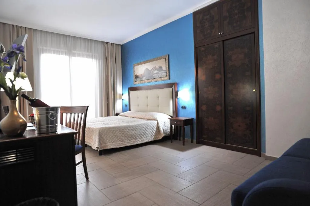 Room, Hotel Flora, Catania
