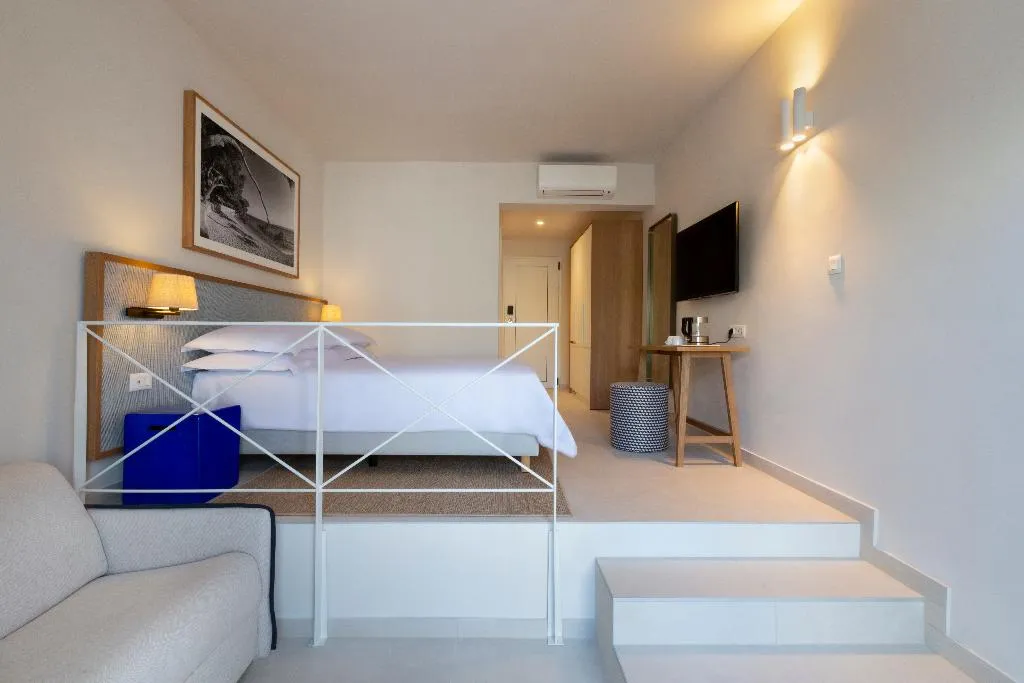 DOUBLE SUPERIOR Room, Bluesun Holiday Village Afrodita, Split