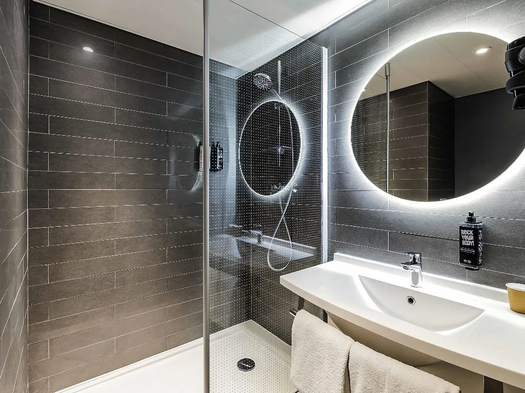 DOUBLE STANDARD Room, Ibis Lisboa Centro Saldanha, Lisbon