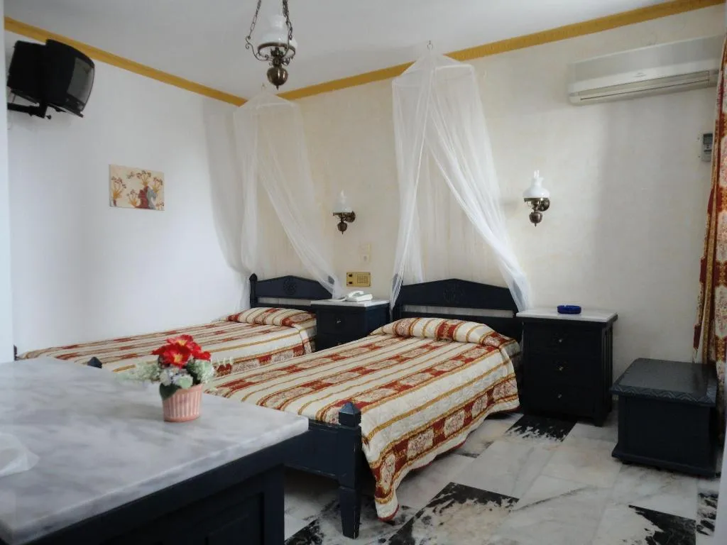 Room, Blacksandy Beach Hotel, Santorini