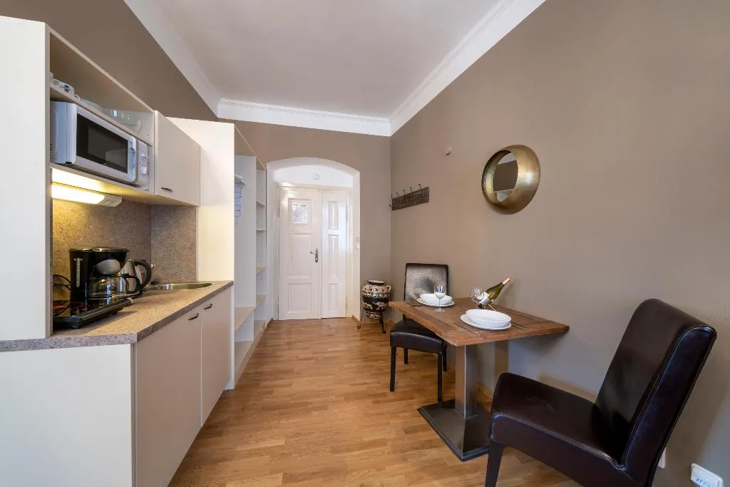 STUDIO DELUXE Room, Old Town - Aparthotel Michalska, Prague