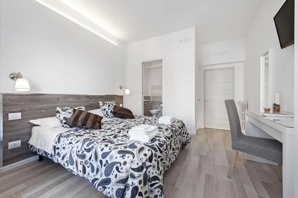 Room, De Guestibus, Rome