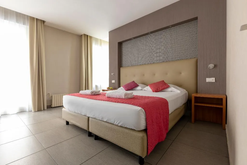 Double or Twin SUPERIOR Room, Napolit'amo Hotel Medina, Naples