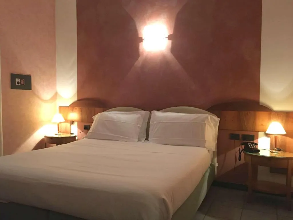 Room, Plus Welcome Milano, Milan