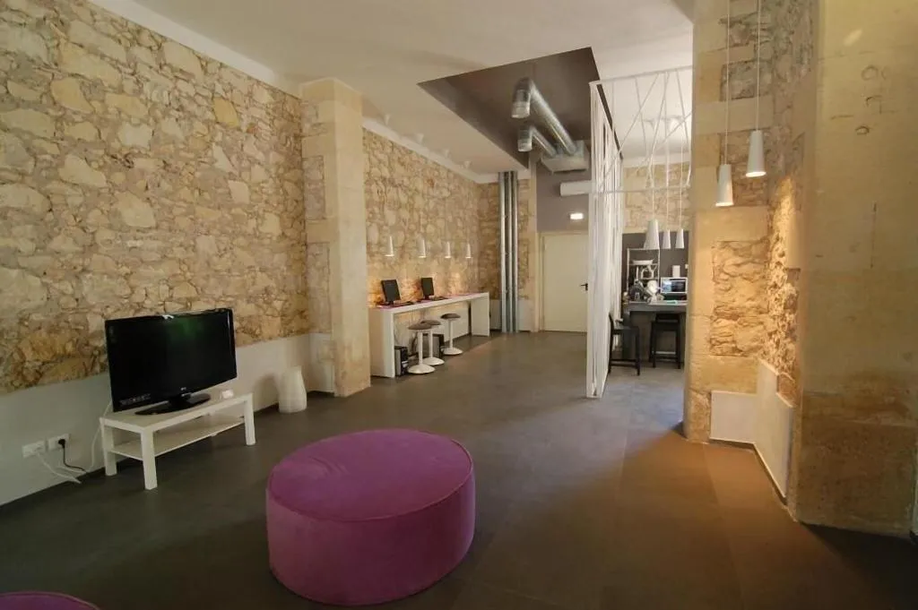 Lobby, LoL Hostel Siracusa, Catania
