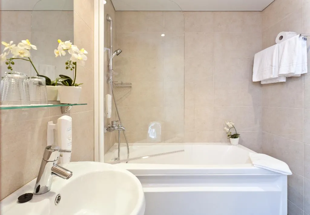 Double or Twin STANDARD Room, Von Stackelberg Hotel Tallinn, Tallinn