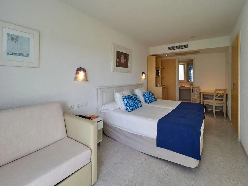 DOUBLE TWO BEDS Room, Viva Alcudia Sun Village, Majorca
