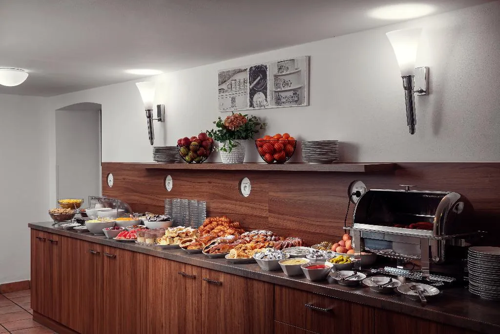 Restaurant, Hotel Ambiance, Prague