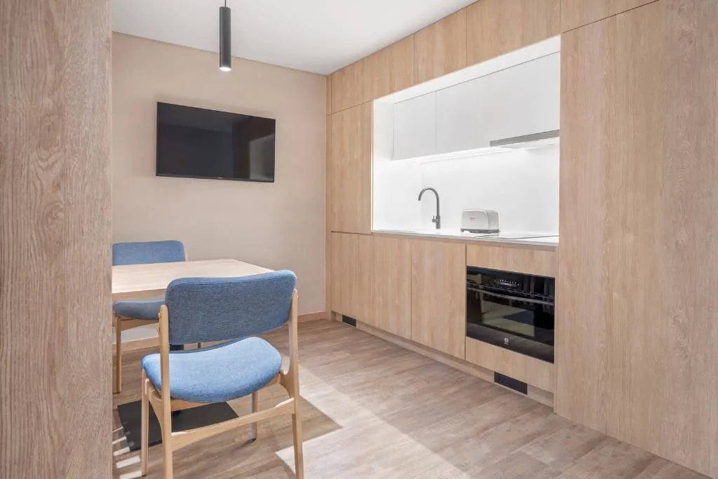 APARTMENT WITH BALCONY Room, Moov Apartments Boavista, Porto