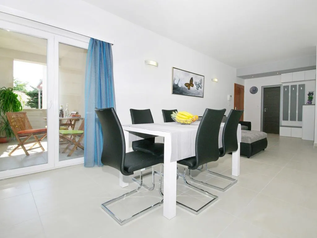 APARTMENT STANDARD Room, Apartments Elza, Split