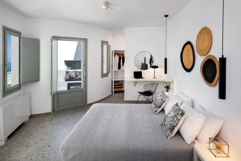 Room, Seven Suites, Santorini