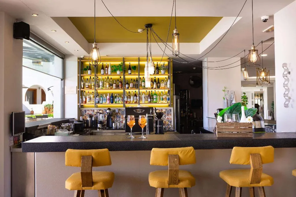 Bar, Alianthos Estate Resort, Crete