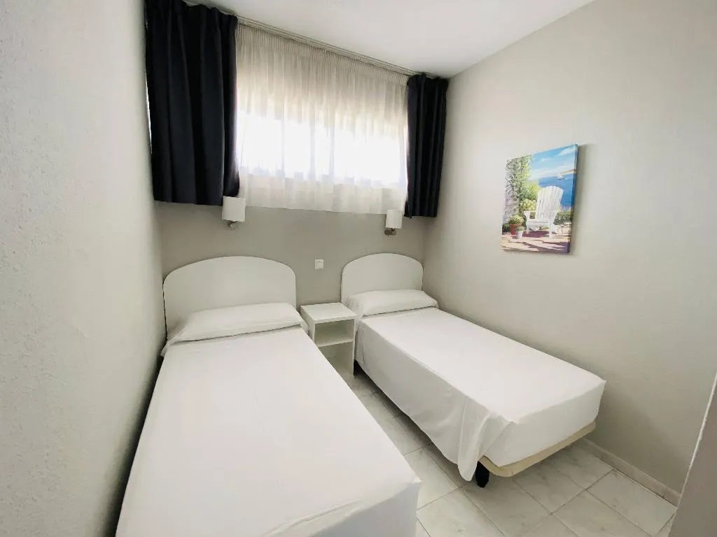 APARTMENT TWO BEDROOMS Room, Hotel Los Jazmines, Costa Del Sol