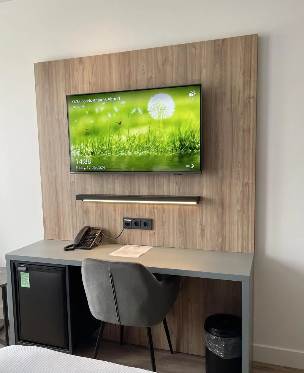 Room, OZO Hotels Antares Amsterdam Schiphol Airport, Amsterdam