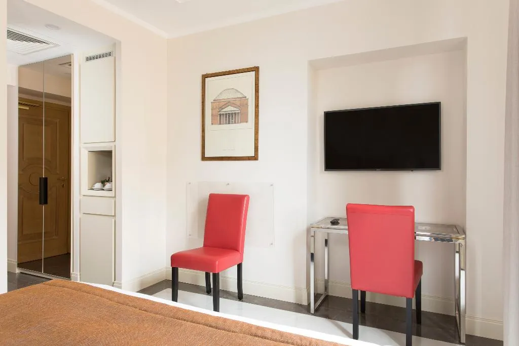 FAMILY ROOM STANDARD Room, Marcella Royal - Rooftop Garden, Rome
