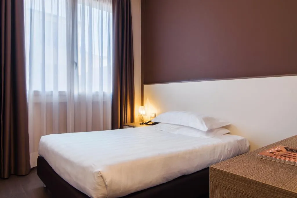 DOUBLE SINGLE USE STANDARD Room, Hotel Tiziano - Gruppo MiniHotel, Milan