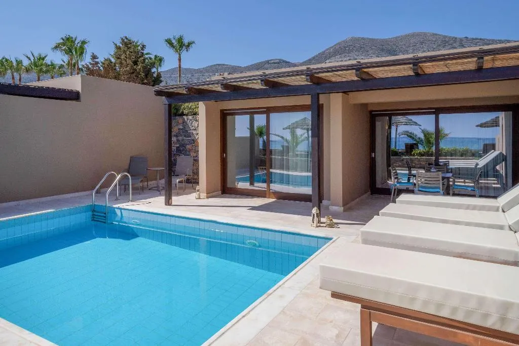 SUITE WITH PRIVATE POOL Room, Blue Sea Beach Affiliated by Melia, Crete