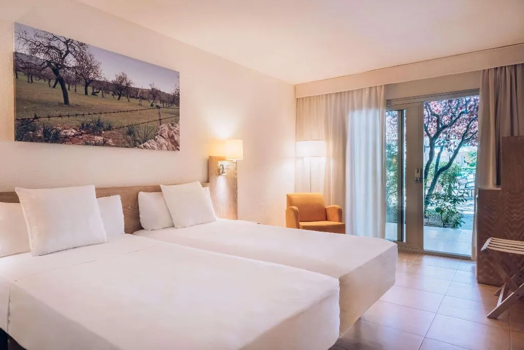 Room, Iberostar Waves Pinos Park, Majorca