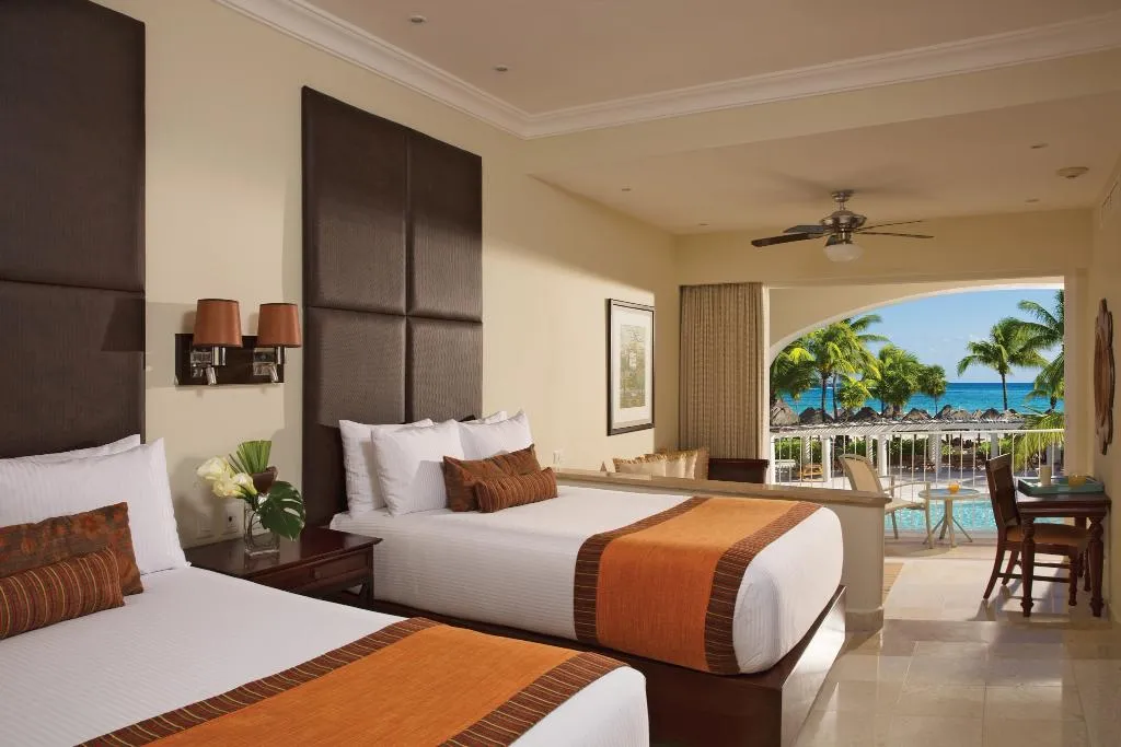 JUNIOR SUITE OCEAN FRONT TWO DOUBLE BEDS Room, Dreams Tulum Resort & SPA All Inclusive, Cancun Area
