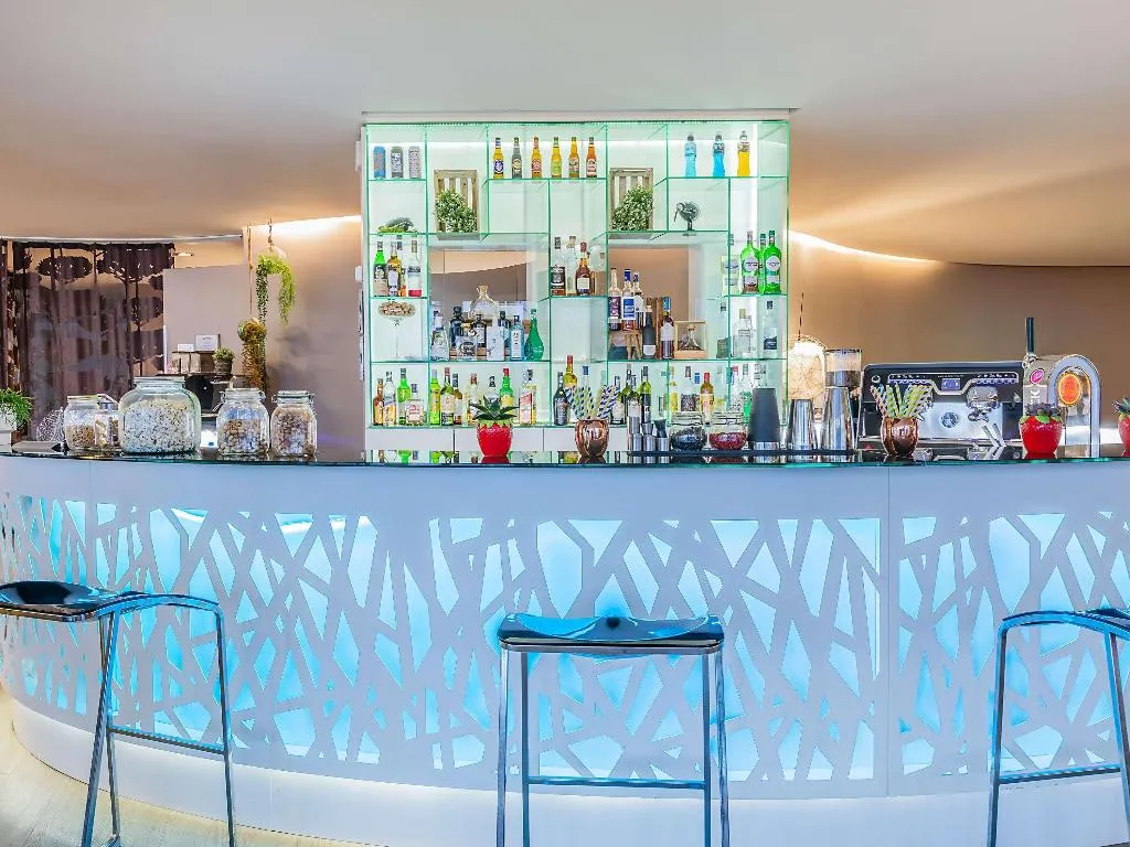 Bar, Novotel Setubal, Lisbon