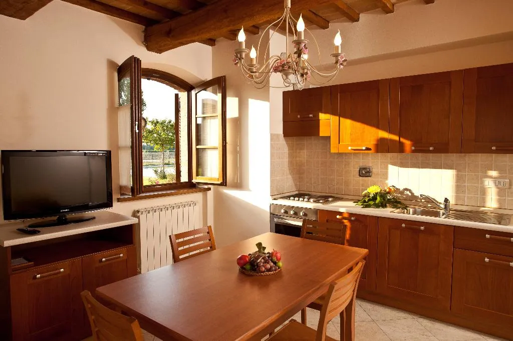 APARTMENT STANDARD Room, Agriturismo Le Rondini Di Francesco Di Assisi, Perugia