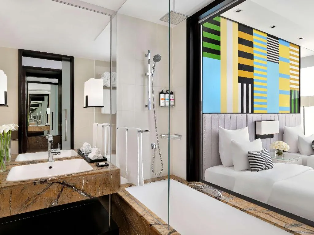 Room, Pullman Dubai Downtown, Dubai