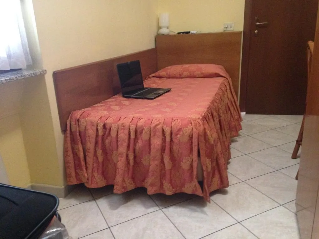General view, Hotel La Caravella   Milano, Milan