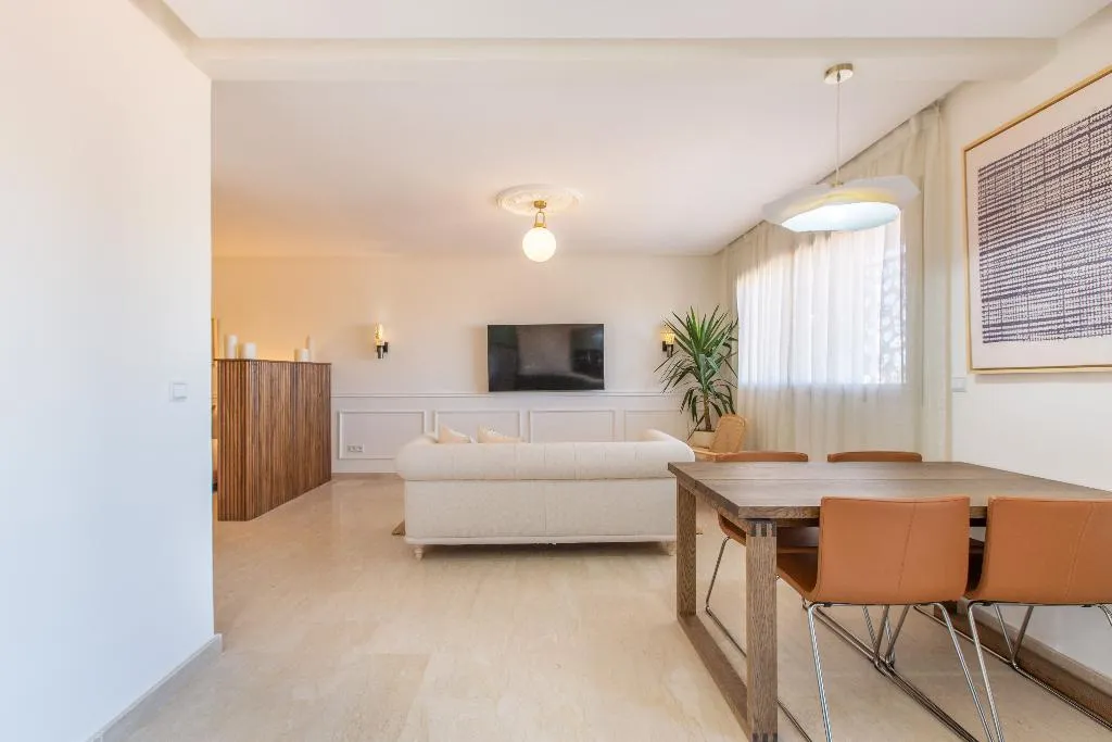 APARTMENT DELUXE WITH BALCONY Room, Zari Boutique Aparthotel, Marrakech