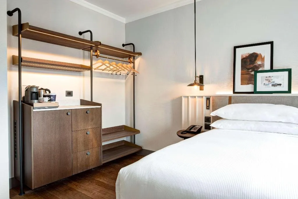 Room, DoubleTree by Hilton Rome Monti, Rome